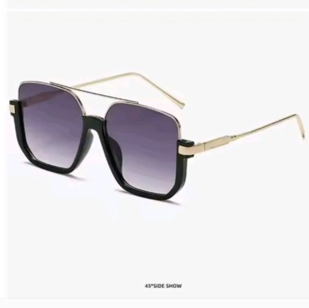 Stylish Unisex Black and Gold Square Sunglasses